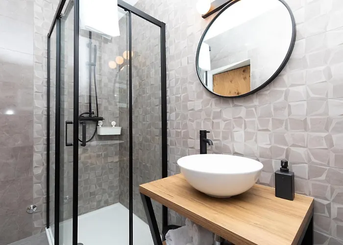 Luxury Tinel 아파트 *